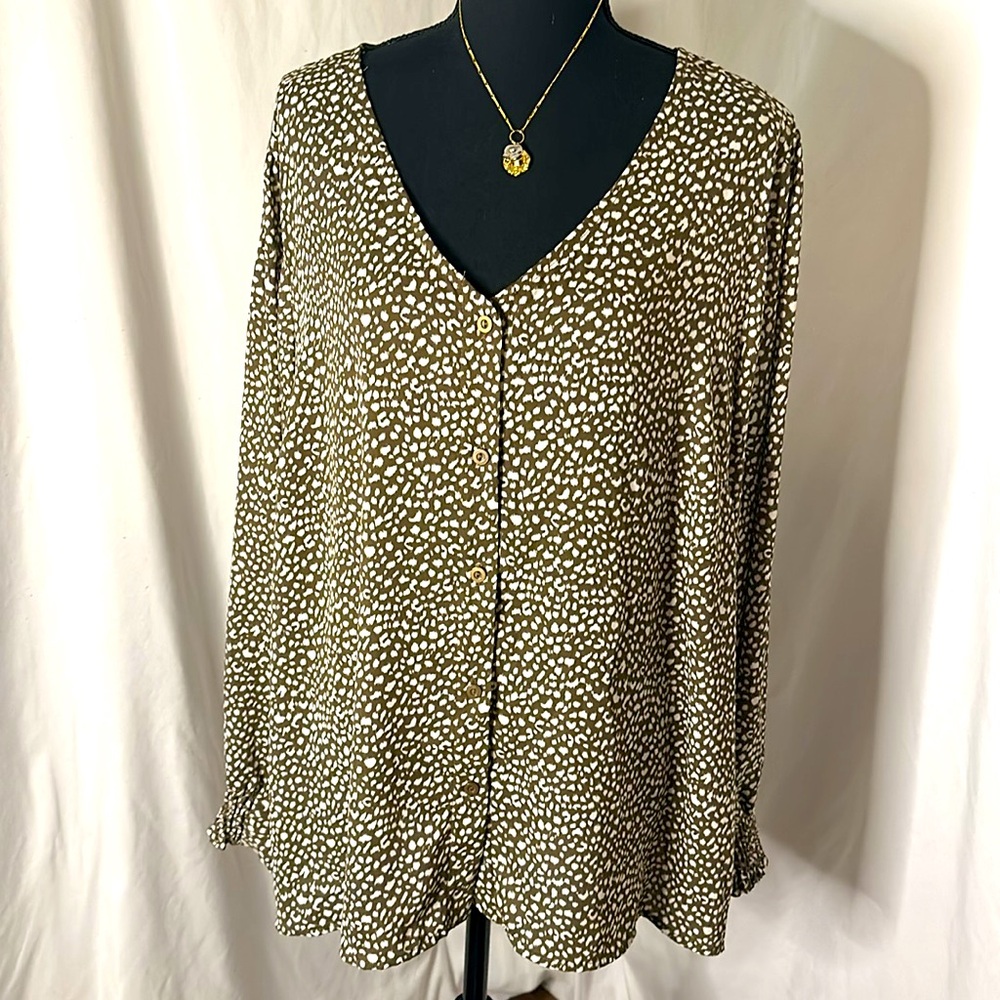 NWOT KAILEIGH button down - brown/white‎